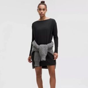 Lululemon Back in Action Long Sleeve Dress, size 8 BLACK